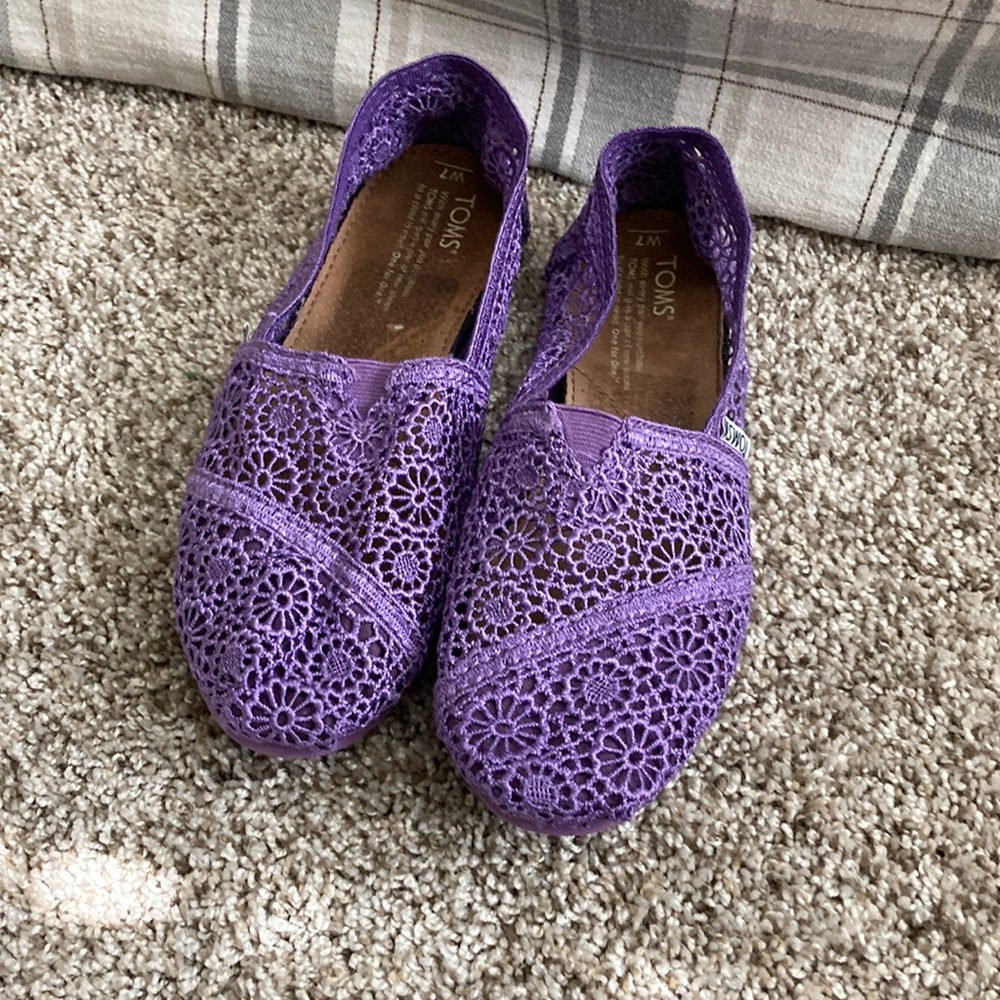 Toms shoes